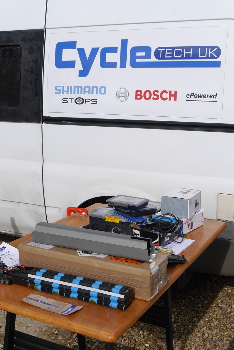 CycleTechUK1's tweet photo. Prestwood Repair Cafe #boschebike #ebike #repaircafe #Prestwood #bicyclerepairs #bicyclemechanic https://t.co/3ASznDfkvq