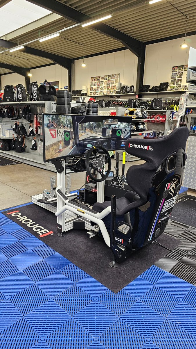 Final day here at the speedwear pit stop weekend, we are really in our element here.

#karting #racingsimulator #simracer #simracing #simracinghardware #simracingrig #kartinglife #esports #coldfusion #simracingcontent #cockpit #belgium #speedwear