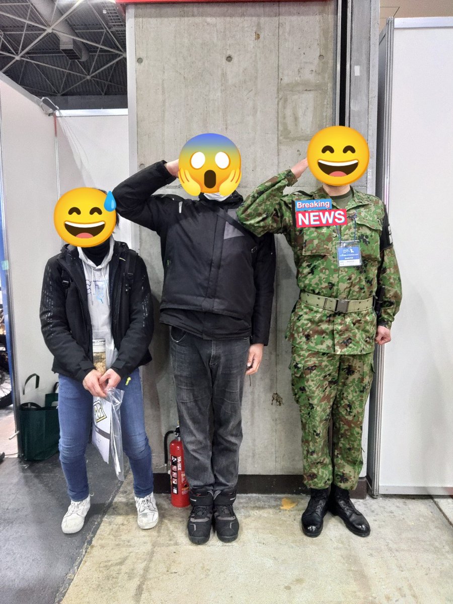 kapibara_Forza's tweet photo. 大阪モーターサイクルショーに行ってきました😆
色んなバイクを見てるだけで楽しかったです🥰
自衛隊ブースにいらっしゃった高身長の方と並んでみたら、ほぼ一緒だったのが印象的でした✨
（知らない方に「ほぼ同じ身長やん！」って言われたの覚えてます🤣） https://t.co/xQ8U3fohad