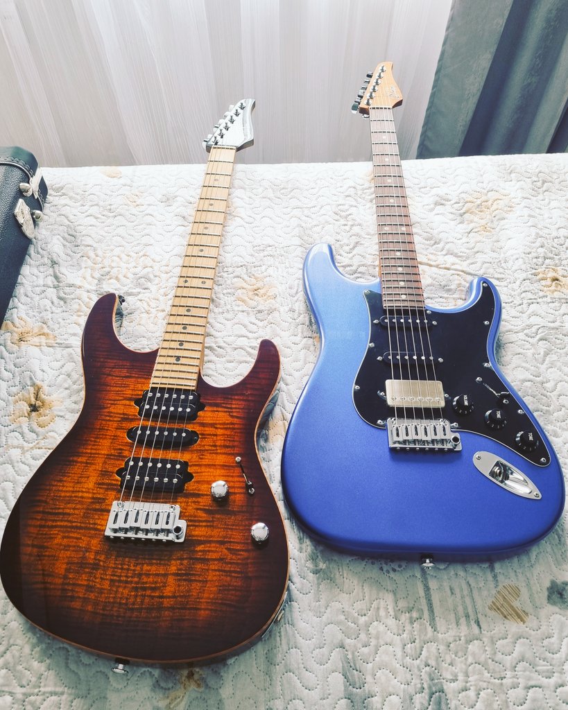 Happy #SuhrSunday 👌🏻👍🏻✌🏻
#suhr #suhrguitars #suhrmodernplus #superstrat #suhrclassics