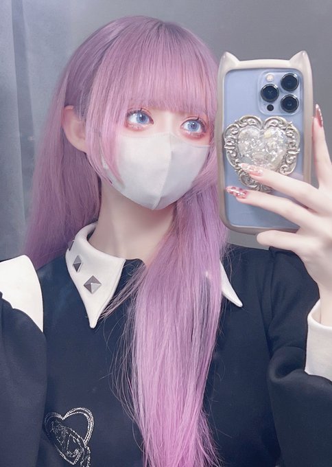 「ピンク髪 自分撮り」のTwitter画像/イラスト(新着)