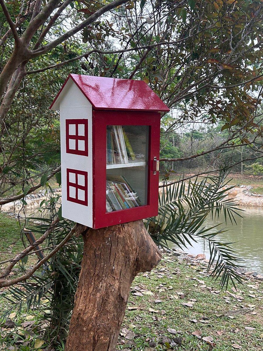 BDA_BBSR's tweet photo. To nurture a love for reading &amp; enhance access to literature within Bhubaneswar, @BDA_BBSR has established pocket libraries at strategic locations @Anandabana, Forest Park, &amp; #BSABT. 
Let's cultivate a culture of reading together 📚
#ReadingCommunity #PocketLibraries #Bhubaneswar https://t.co/iwAkSarJSV