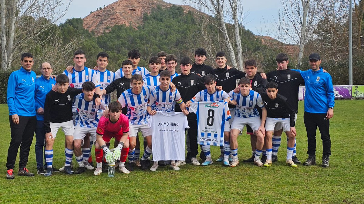 naxaracdcantera's tweet photo. ¡¡ ÁNIMO HUGO !! pronto estarás con nosotros sobre el verde 
#AúpaNáxara #SoyDelNáxara #NáxaraCDCantera #PrimeraJuvenil https://t.co/zjOOE1wiQa