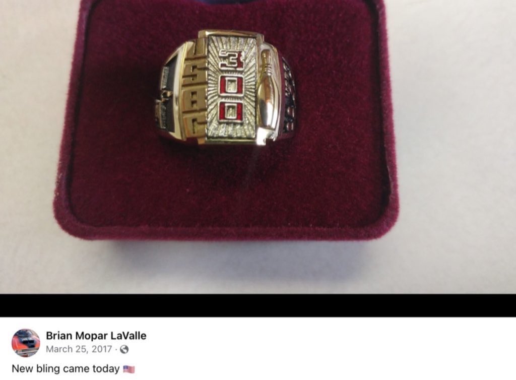 Shanneighteen's tweet image. #anygood?
#ItsjustWATER 
#RandomSTOP 
#theGOLDENTICKET 
#findGEORGE