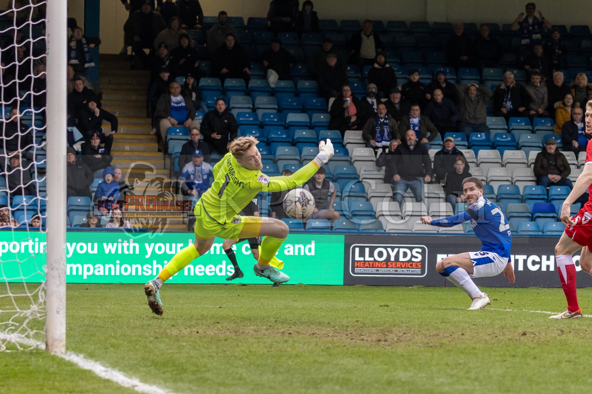 Gillingham cheap fc twitter