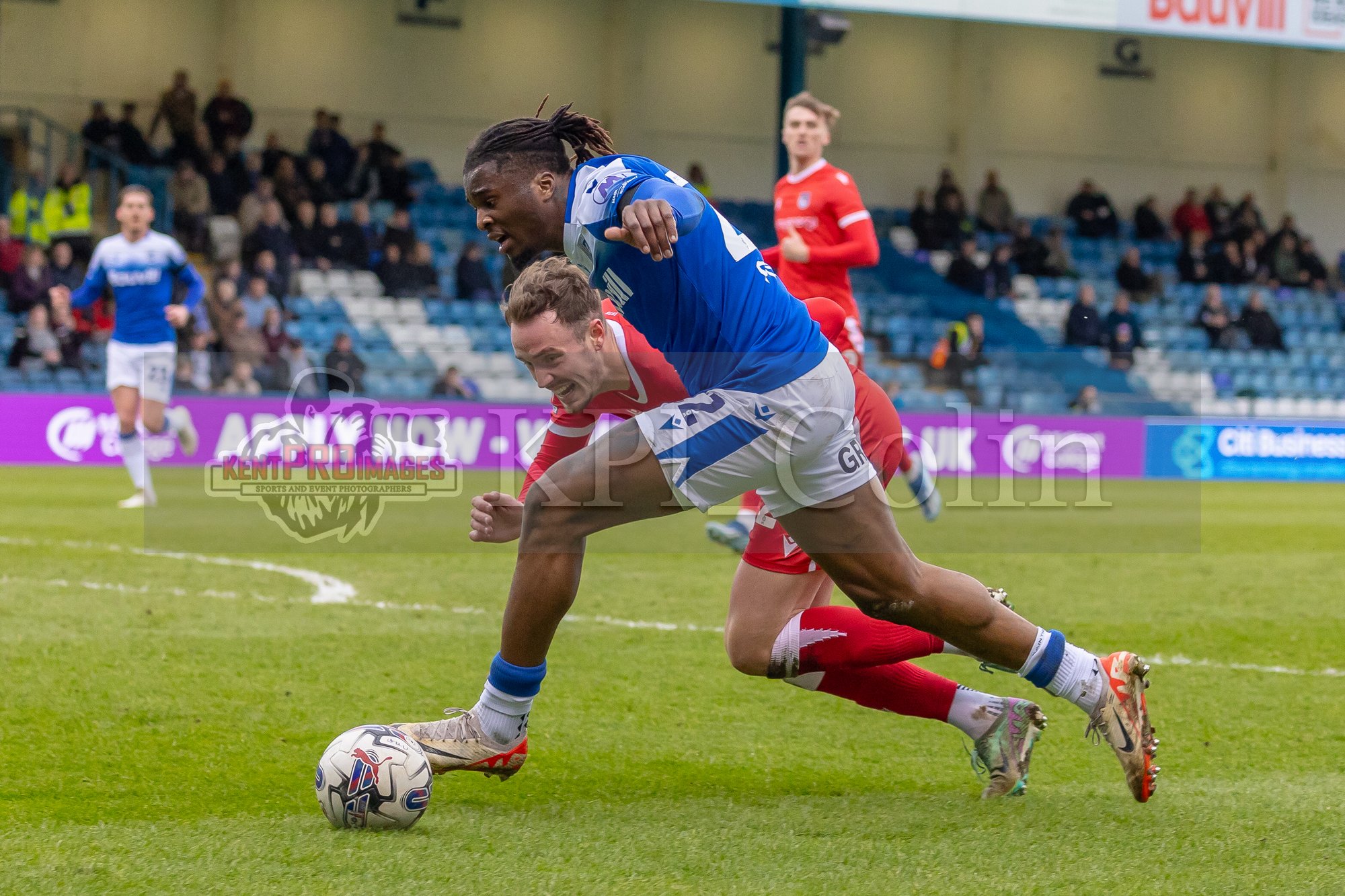 Gillingham fc twitter deals