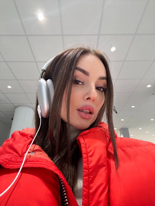 💋 https://t.co/nTHyiUE164