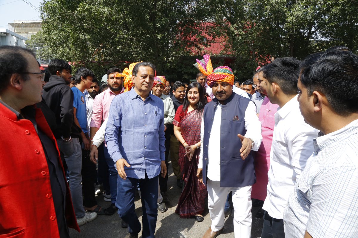 MontyBJP's tweet photo. #Abki_baar_400_paar #ModiAgain2024 #NarendraModi #Bansuri Swaraj will win with record votes , New Delhi constituency https://t.co/74GEIyyL74