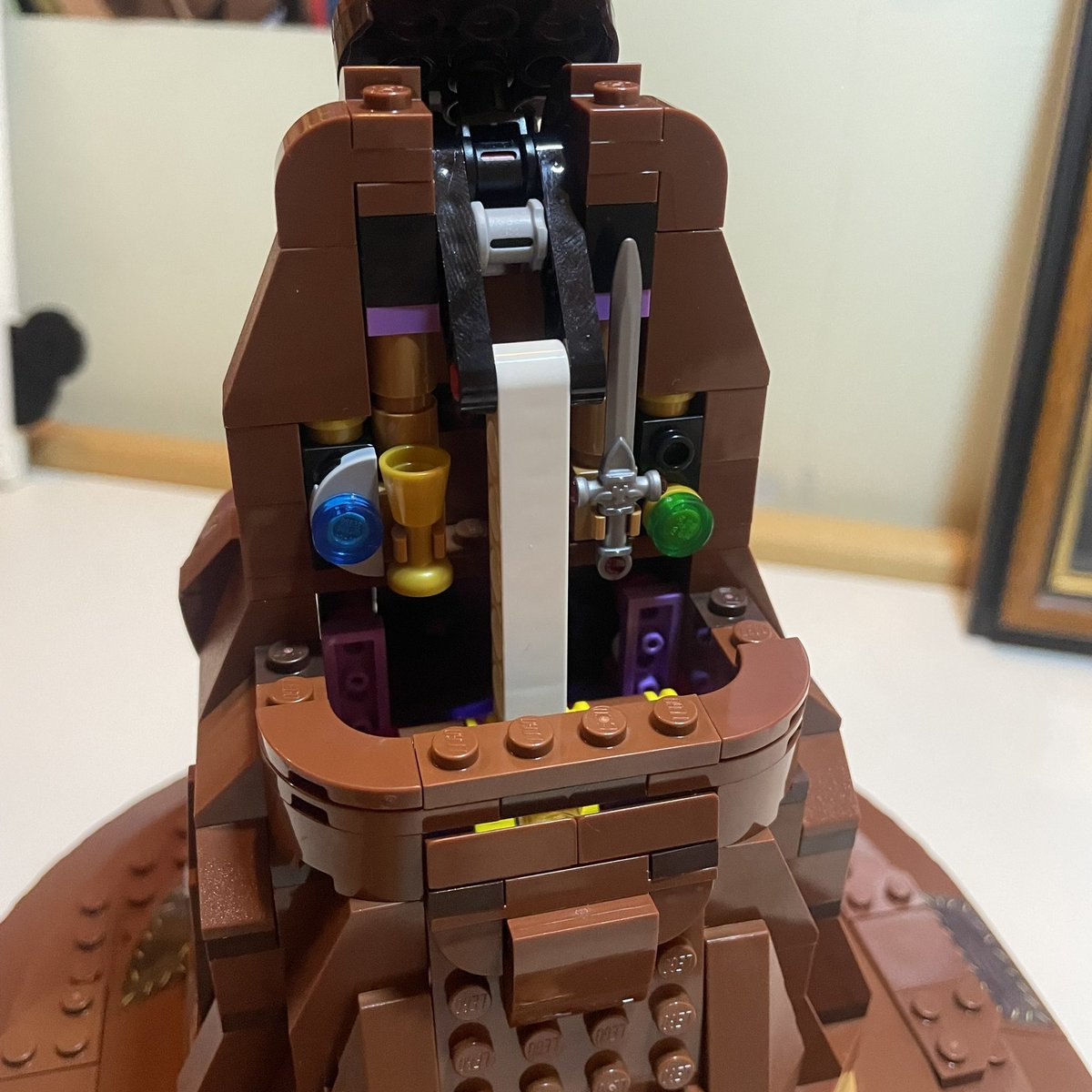 Rixt058's tweet photo. Lego Harry Potter sorting hat 76429 
#lego #legoharrypotter #HarryPotter #sortinghat #legosortinghat #wizardingworld https://t.co/MlQ2fJxjvu