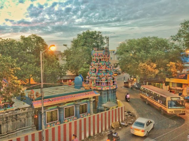There is a 1000+ year old ancient Chola temple at the heart of Chennai, and not a lot of us know about it.

Parakesari Parantaka Chola's inscription mentions this place as Velichcheri. 

This Sapta Matrika temple of Chola period is at Velachery today (1/5)