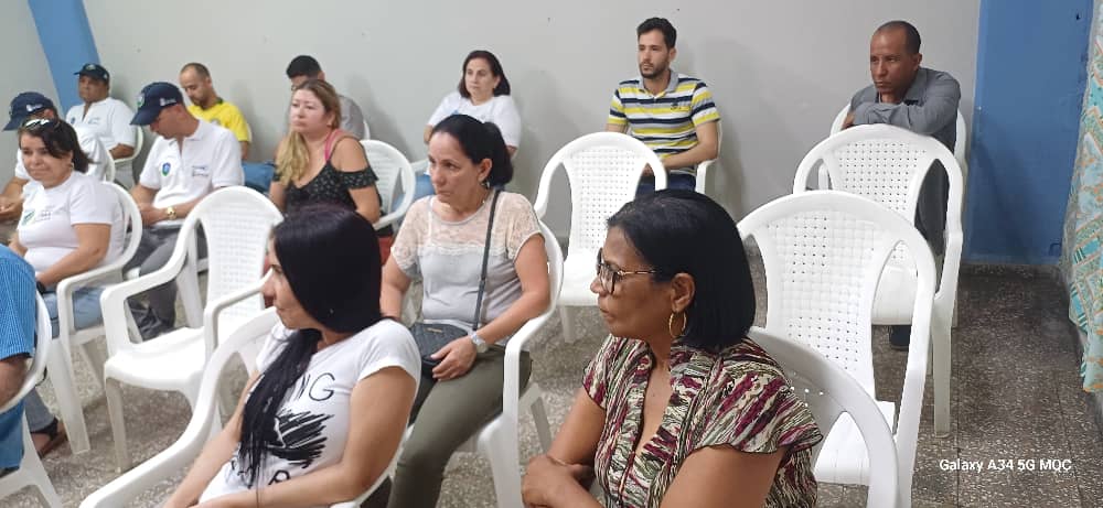 Inaugurada en la Facultad de Ciencias Agrarias de la #Universidad de Cienfuegos, Sala Educativa asociada al proyecto internacional Cienpinos, que centra su atención en la crianza de Cabras con productores independientes, gobernanza y cambio climático. #DesarrolloSostenible