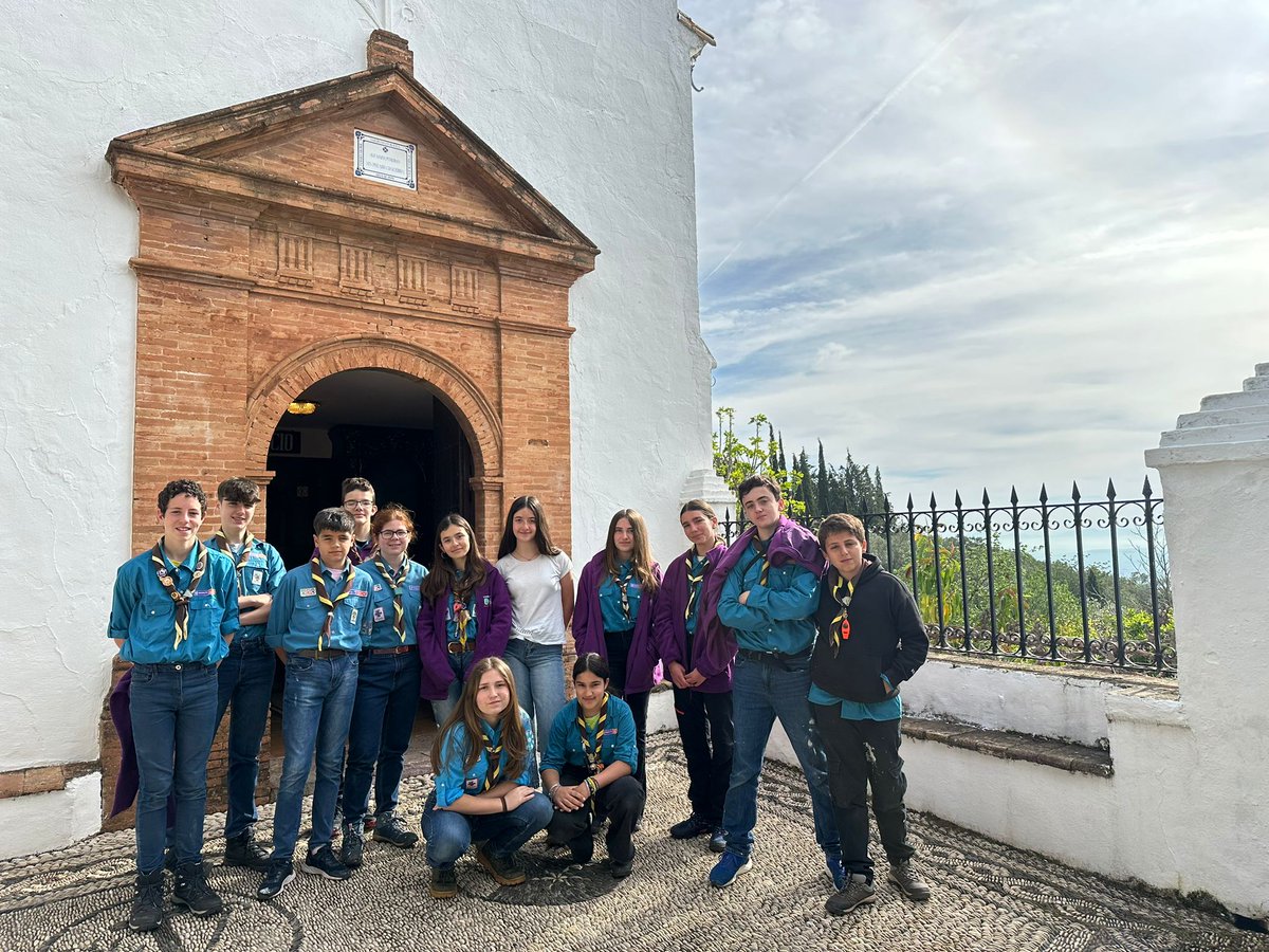 Las Ermitas han recibido visita de los Boy Scouts que han tenido una experiencia única este fin de semana y colaborado en el mantenimiento de las mismas.