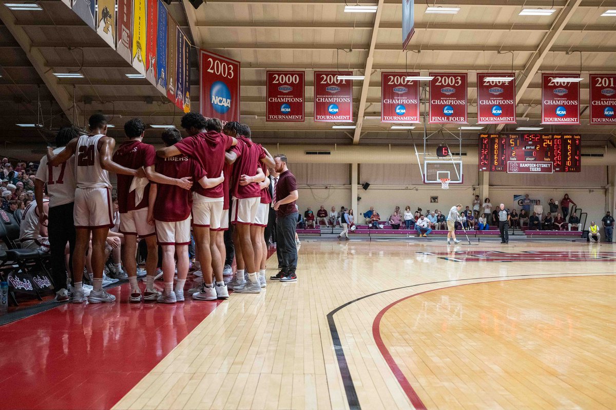 Hampden-Sydney College tweet media