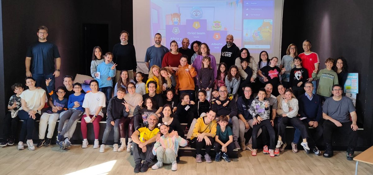 Després d'estudiar l'aparell locomotor, l'alumnat #4PRI a organitzat un taller postural per a les famílies i així compartir amb tothom de forma divertida bons hàbits posturals!
#SomDelsPins
