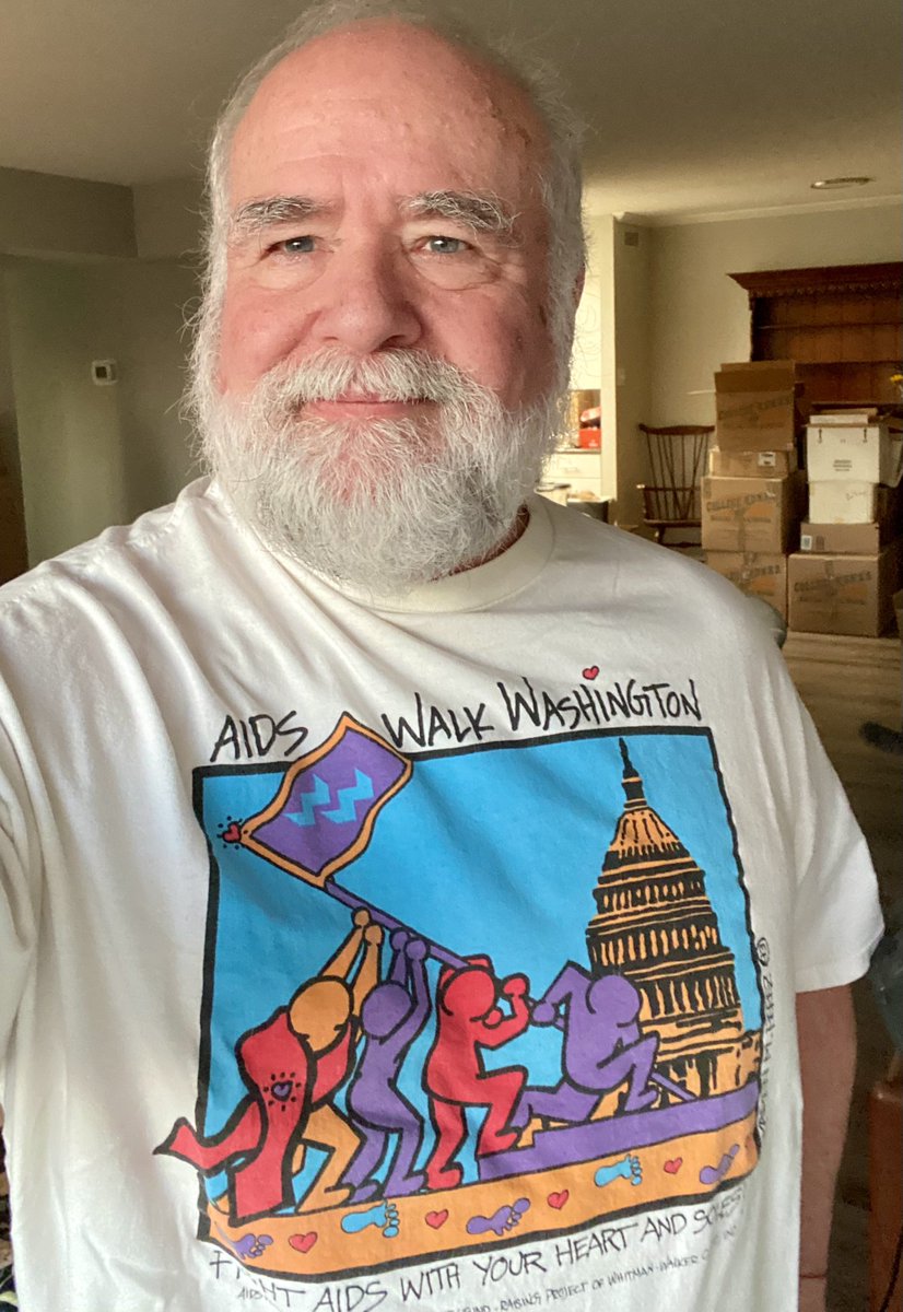 A favorite Keith Haring-inspired T-Shirt. Honoring DC/Gay/AIDS Walk history #ProfessorRicWithHisShirtOn #GayElder #PapaBearProfessor #InHonorOfFriendsGoneTooSoon