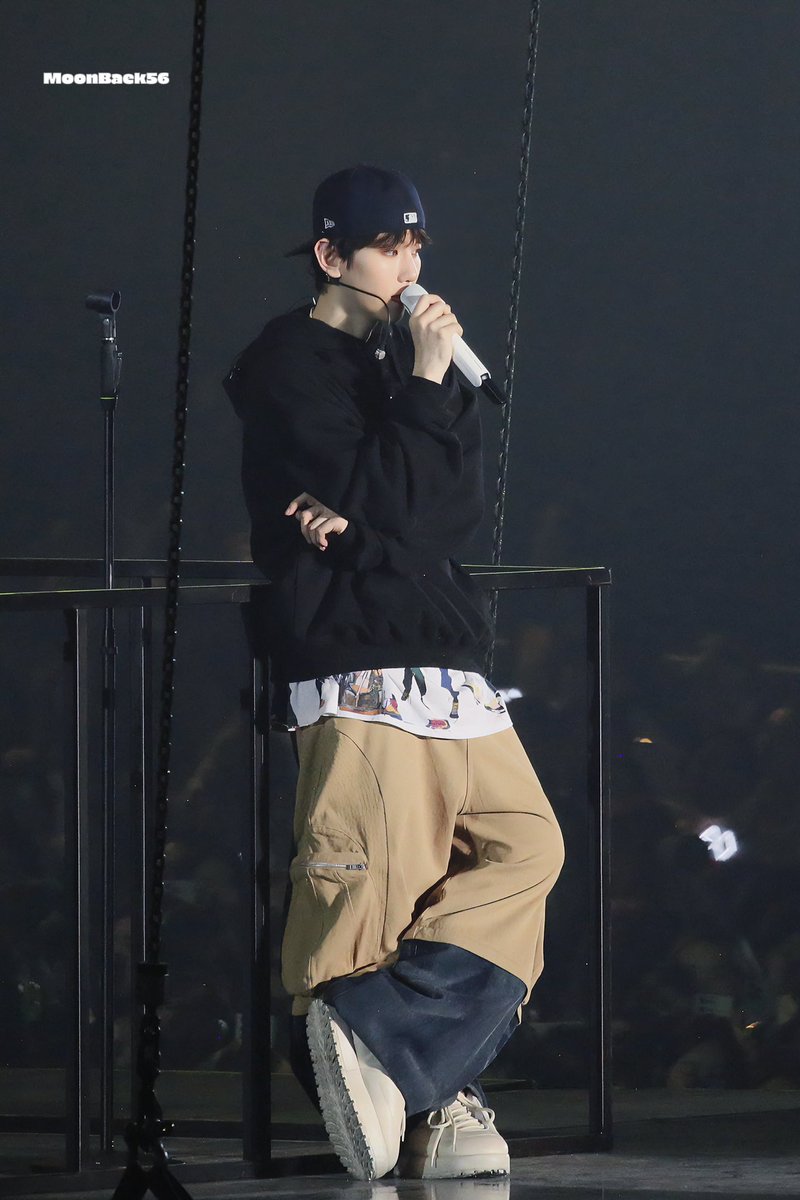 MoonBaek56 tweet media