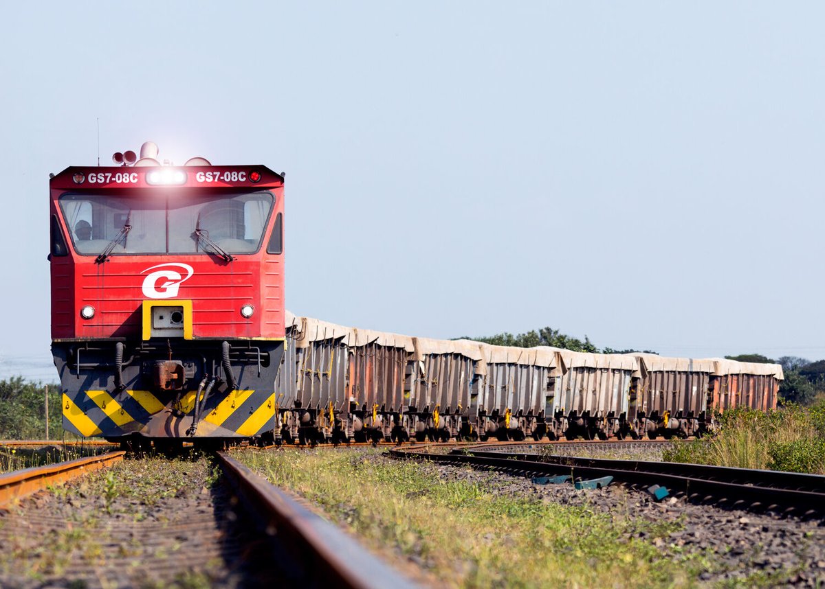 RailwaysAfrica's tweet photo. At the recent Intermodal Africa Conference, #Grindrod Rail’s CEO, Johny Smith, made a compelling case for the privatisation of rail in Africa. https://t.co/cAWzK0m2qx
#RailPrivatisation #AfricanRailways #Infrastructure #Investment #railway #Africa https://t.co/dPqzrT4EHw