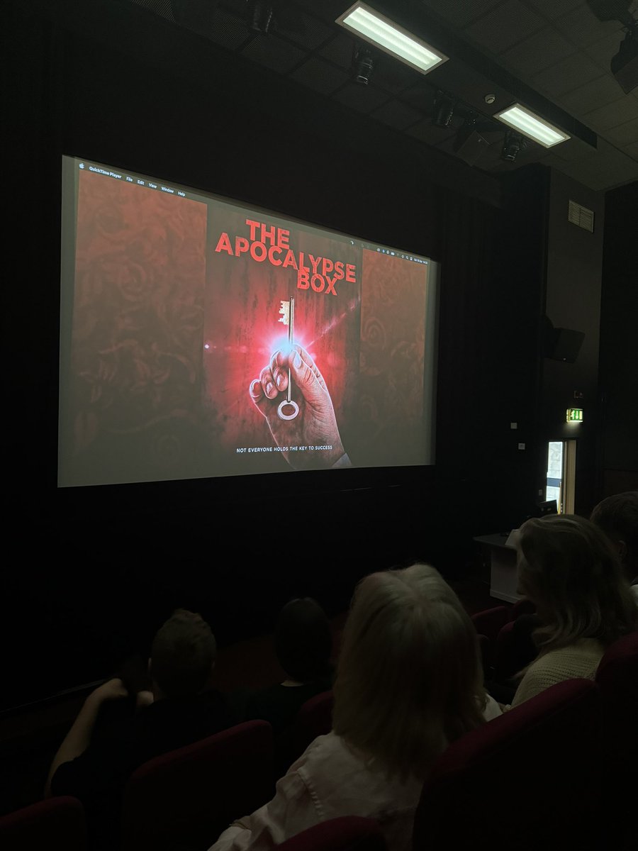 evaannbest's tweet photo. At the screening of The Apocalypse Box which I was so happy to be a small part of, amazing to see on the big screen! 🎬

#actor #actorslife #southamptonactor #southamptoncreative #actress #actonthis #oscars #castingcall #castingdirector https://t.co/M13FpfgCAZ