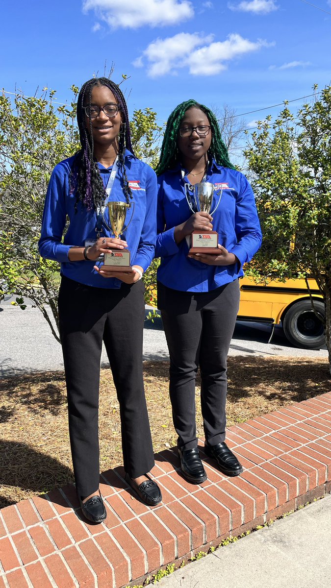 GlobalImpactAc1's tweet photo. A HUGE RoBee Shouout and congratulations to Desirae W. for winning FIRST PLACE in Flight Endurance at this year’s @georgiaTSA SLC! Another shoutout to Zaria K. for placing 2nd Place! Thank you to our Advisory Board Member, Mr. Ragin! We are proud of you ladies! #GRLPower https://t.co/GgtLcShnpz
