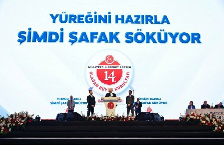 Buradan Sayın Cumhurbaşkanı'mız Recep Tayyip Erdoğan'a diyorum; Ayrılamazsın, Türk milletini yalnız bırakamazsın. Bunun için Cumhur İttifakı olarak yanındayız, beraberindeyiz. #RecepTayyipErdoğan 
#DevletBahceli