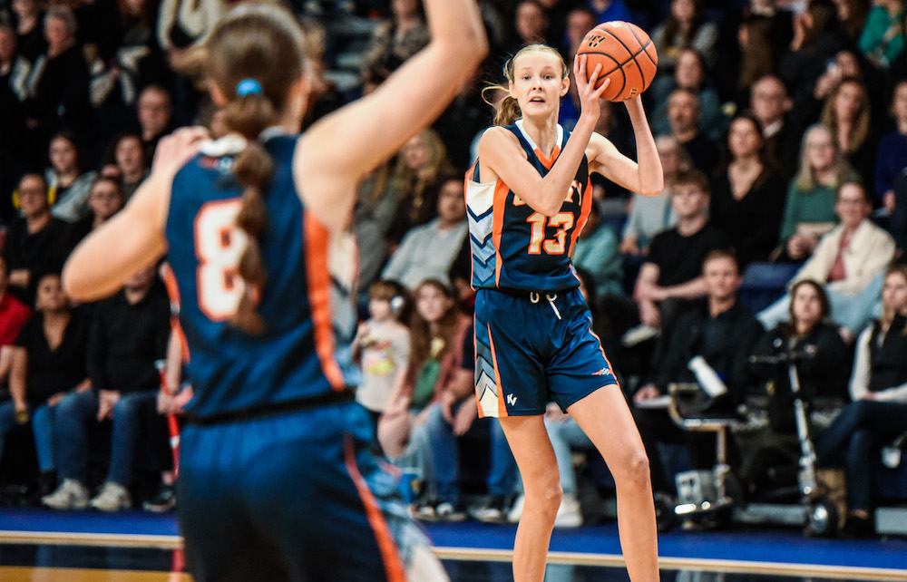 It's way-too-early Top 10 time! B.C. senior girls' pre-preseason basketball rankings for 2024-25 are here! tinyurl.com/3mjzjwf5 @LangleyEvents @garyahuja1 @SteveEwen @SeaquamSec @ltsssports @rsideathletics @Brookswoodhoops @VKBasketball @SMUSathletics @brighterlightsg