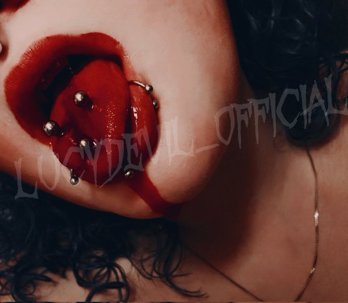 Anyone here with a liking for blood?🖤🥀 https://t.co/CBDclU3kR7<a href="/tag/lewd"class="tags"><span>#lewd</span></a><a href="/tag/nsfwtwt"class="tags"><span>#nsfwtwt</span></a>