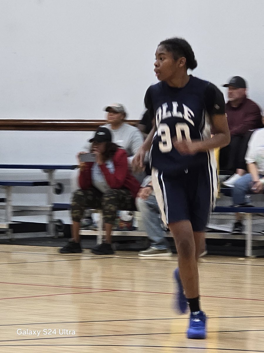 girlzprepreport's tweet photo. Yanely Norales has some scary upside and her hands and footwork alone are overly impressive at this stage @bballnation13 #LadysFirstInvitational https://t.co/ToQnAEDFZf