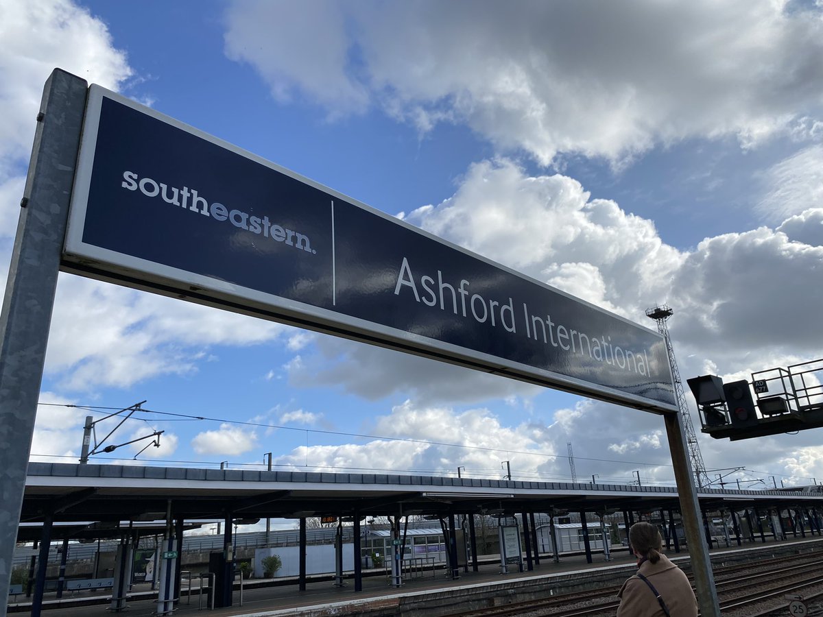 Fab #LittleAdventure yesterday on a <a href="/Se_Railway/">Southeastern</a> and <a href="/SouthernRailUK/">Southern</a> train to the beautiful ancient town of Rye