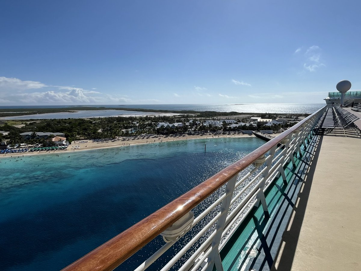 cruisereviewer's tweet photo. In Grand Turk today on @RoyalCaribbean #adventureoftheseas as alternate port for canceled #Labadee . Great day. Perfect waters as usual. https://t.co/dW6wa5FjE3