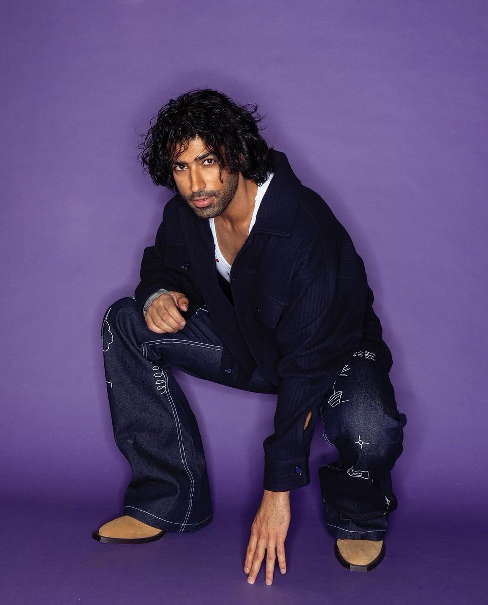 LakmeFashionWk's tweet photo. GQ x FDCI Men's Edit Countrymade, Jaywalking and Rishta by Arjun Saluja on Day 5 of Lakme Fashion Week in partnership with FDCI.
@fdciofficial @gqindia #countrymade
#jaywalking #rishtabyarjunsaluja @ILoveLakme @NexaExperience #reliancebrandsltd @R1SEWorldwide https://t.co/ZFFPQuYU4X