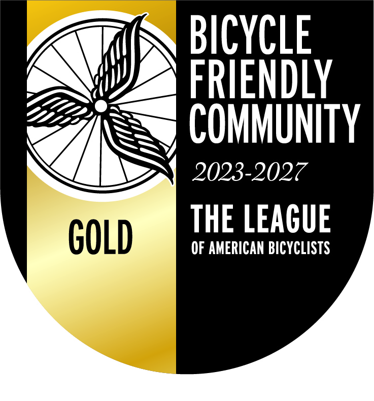 BikeArlington's tweet photo. Happy #StPatricksDay, aka March 17, aka 2 months until @BiketoWorkDay on Friday, May 17. So, search for the pot of gold today then register for #BTWD2024 and celebrate @ArlingtonVA's designation as a #GoldLevel #BikeFriendlyCommunity on 5/17! https://t.co/I9YoJnzwIJ https://t.co/95hqnMdIUW
