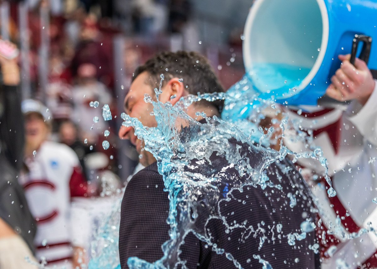 Colgate Women’s Hockey tweet media