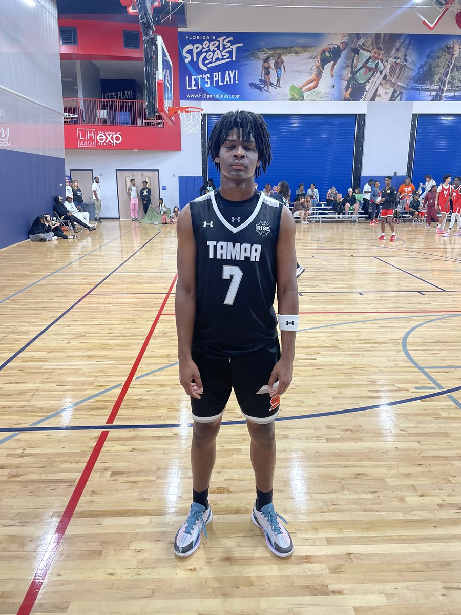 A strong and gritty performance from @TheSkillsCenter very own (Kenneth Morgan) as he put up 15pts and secured the win in an @SCEBasketballFL matchup!! @Kenneth13Morgan - 15pts Class of 2026 @USAmateurBBall @HoopSeenFL