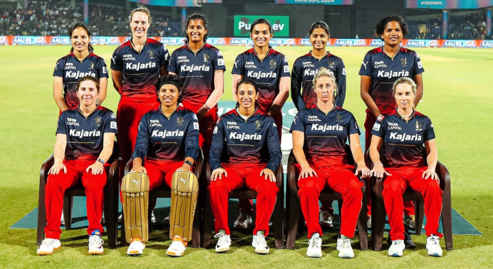 sudeep_mg's tweet photo. Congratulations 𝐑𝐂𝐁 🫶🏻❤️‍🔥
ಈ ಸಲ ಕಪ್ ನಮ್ದು ❤️

@RCBTweets #RCBvDC #RoyalChallengersBangalore https://t.co/MkmPaPS0cD