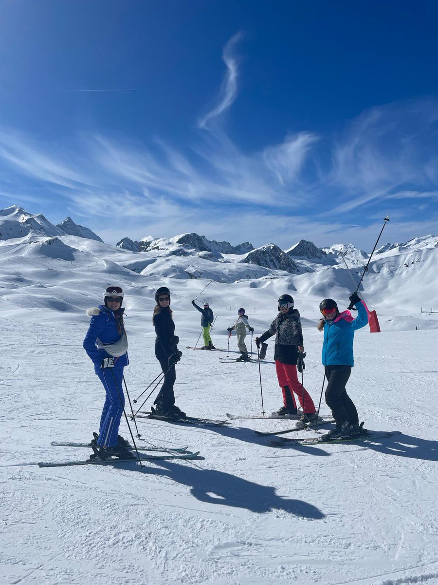 Sadly on the way back to 🇬🇧 but so happy the juniors’ ski trip made it out of the group chat for a second year in a row. When do we book next year?