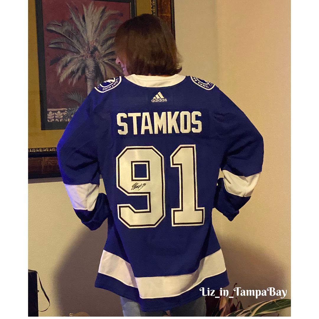 Liz_in_TampaBay's tweet photo. I entered the #FanaticsFriday jersey giveaway on IG and won! This signed Stamkos jersey arrived yesterday, so I put it on to watch the game on TV last night. #GoBolts @Fanatics https://t.co/kY4VusNszk
