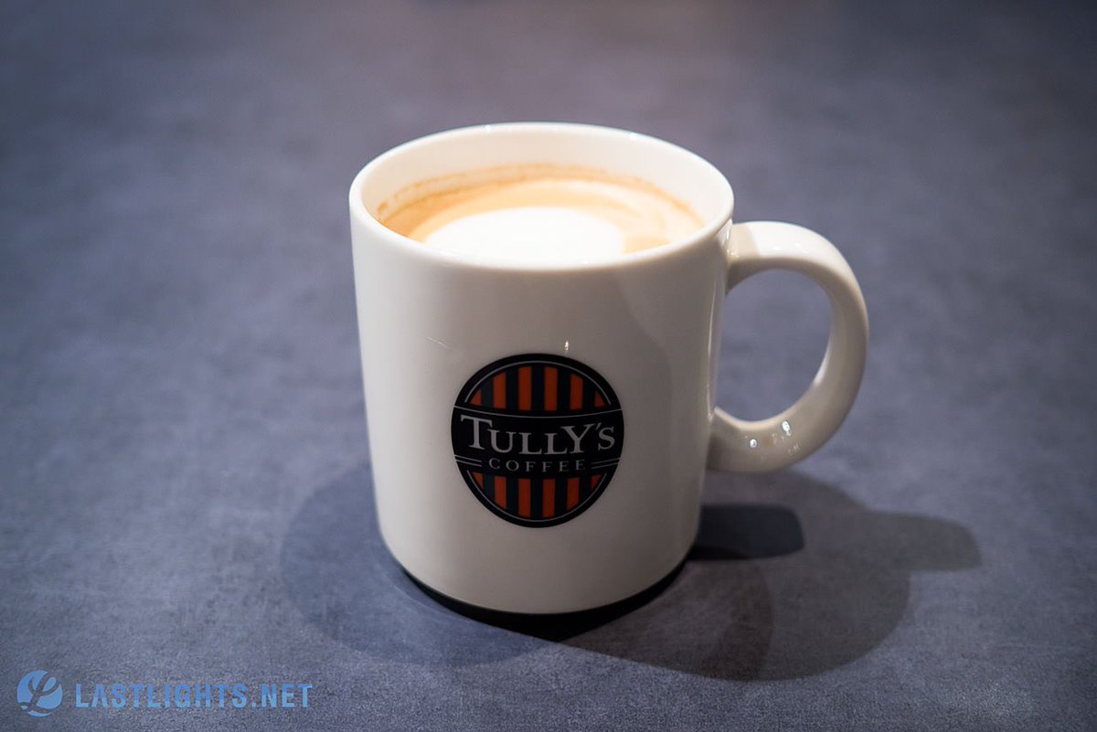 Starting a day with Tully’s coffee in Hiroshima, Japan. 🇯🇵 #写真好きな人と繫がりたい #キリトリセカイ Originally posted on tumblr.com/lastlightsnet/…