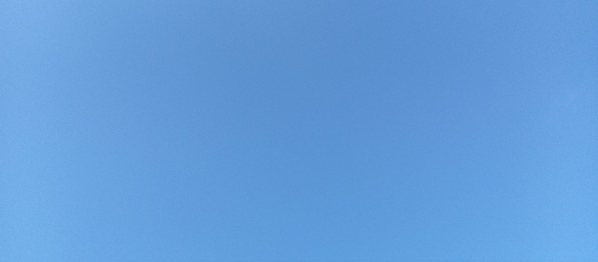 vallovig's tweet photo. @ramirodiez @inamhi_ec @HuancavilcaNGye @VergelesGYE @ParqueSamanes @EnosMonitoreo @eluniversocom @Expresoec 08:00 #Domingo 17/Mar 
Cielo despejado y sol radiante.

Hoy será otro día de mucho calor en #Guayaquil #Ecuador 

@inamhi_ec @EnosMonitoreo @JCCG_official @GWA_Fundacion @FundBioelit @alcaldiagye @eluniversocom @Expresoec @EmergenciasEc @Cupsfire_gye https://t.co/C1AcsOrg4b
