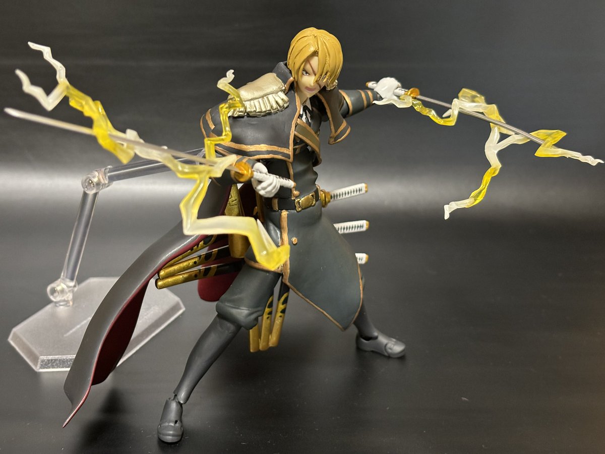 SETUNA1793's tweet photo. シルヴァリオ・ヴェンデッタ
クリストファー・ヴァルゼライド完成しました。figma岩谷尚文をベースに作りました。制作コストが高くて大変でしたが完成できて良かった💦 https://t.co/ApVSRKpFNN