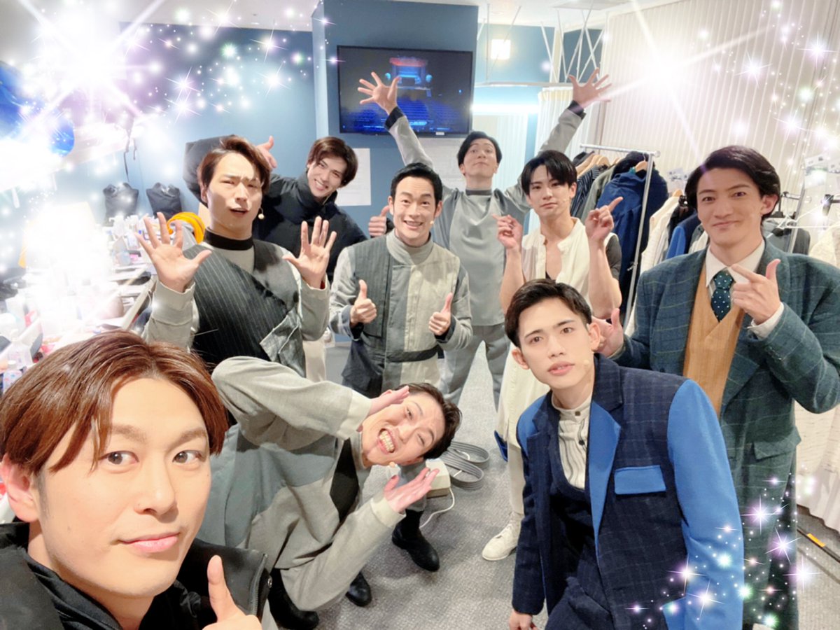 seisyundomanna2's tweet image. #musicalHOPE2024
プレビュー公演が終わってしまいました
今日は「K」役　健ちゃん（#秋沢健太朗）「HOPE」 役　みちゃこさん（#橘未佐子）
初日！！本当に美しく熱い回でした！
さあ次は大阪の地！一人でも多くの人に、この「苦しくて、もがいた先の一握の希望」を体感して欲しい
男性楽屋📷添えて