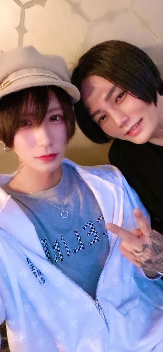hir0z_2's tweet photo. 同業楽しかった✌️
誕生日おめでとう🐶 https://t.co/asca4ANkyg