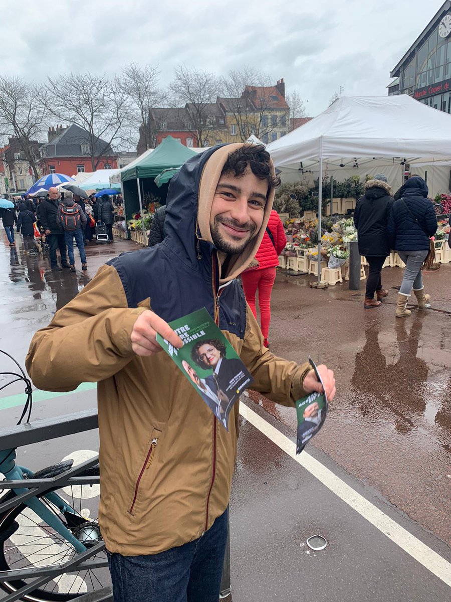 EELV_Lille's tweet photo. ☀️🌧️ Mobilisés et déterminés tout le week-end pour venir vous rencontrer sur les marchés, quelle que soit la météo !#Sébastopol #Wazemmes #Caulier 

Intéressé-e par rejoindre la campagne des Européennes ? Écrivez-nous !
https://t.co/mntyrhIVe9

J-83 #Europeennes2024 #09Juin 🌻💚 https://t.co/0TToRT1GJa