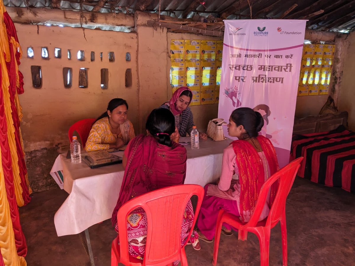 We_BlessingF's tweet photo. Our Health Check-Up Camp in Katarniyaghat, Bahraich, organized by Blessing Foundation &amp; supported by LT Foundation, was a success! We covered 5 villages, provided check-ups to 300+ women &amp; distributed free medicines. Together, we're making a difference! #HealthCamp#HealthCamp🩺 https://t.co/njzhccYstV
