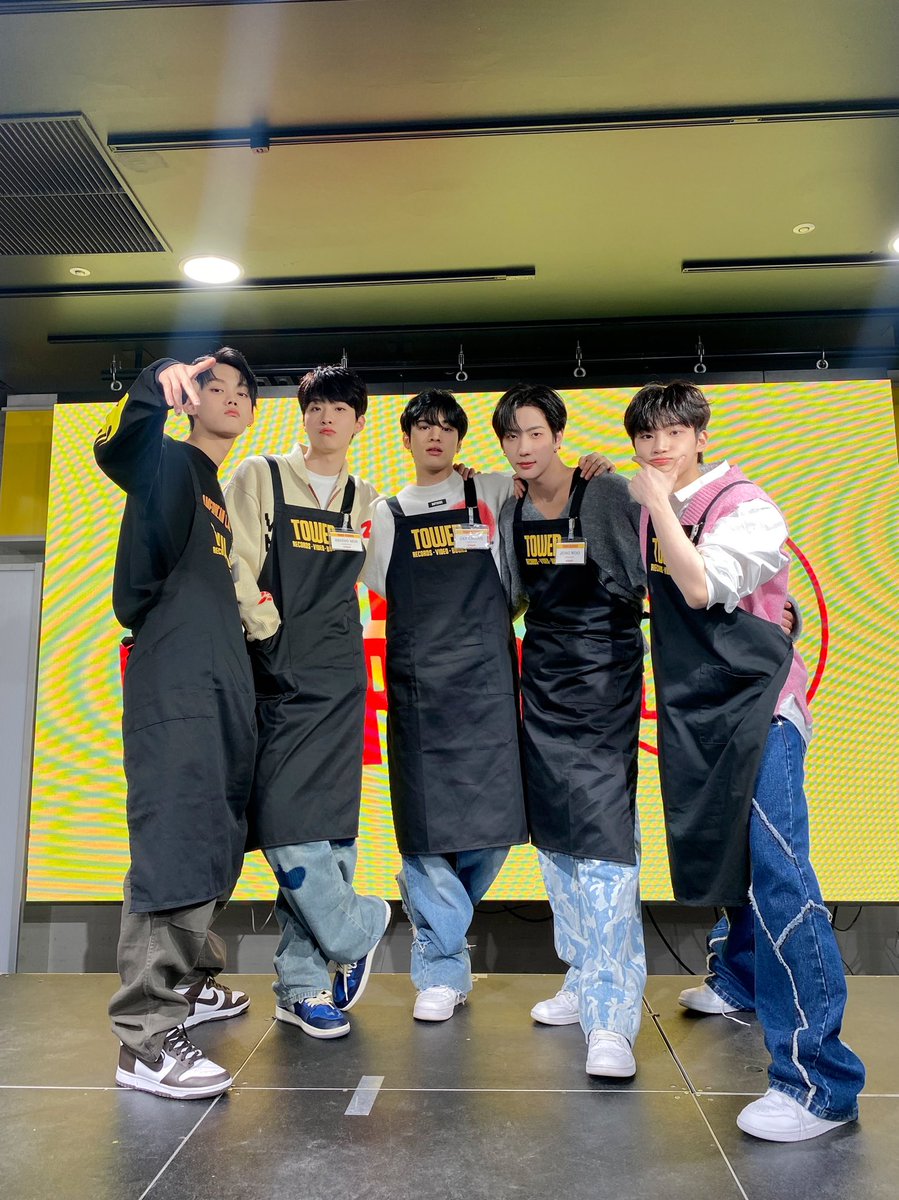 onepact_'s tweet photo. [💙_#원팩트]

오늘도 앤하트와 즐거웠다!
벌써부터 만날 날이 기다려지는데 
얼른 또 만나요🫡 늘 고마워🤍

#ONEPACT #원팩트 https://t.co/hA2R7Nl7xn