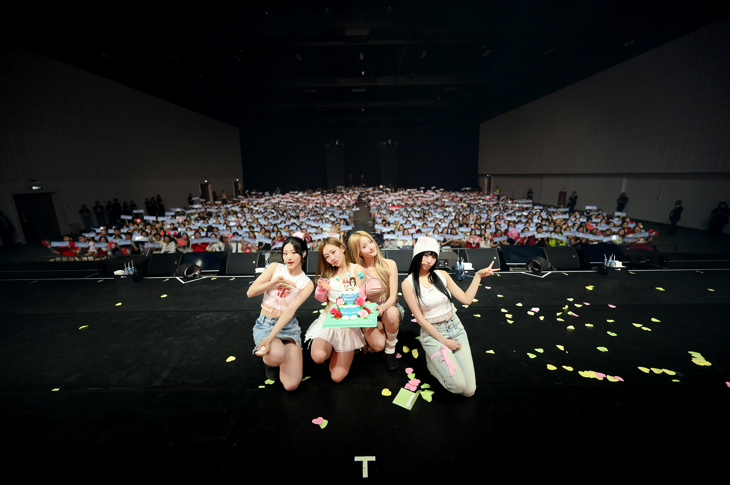 GI4H6atakAAm879?format=jpg&name=4096x4096