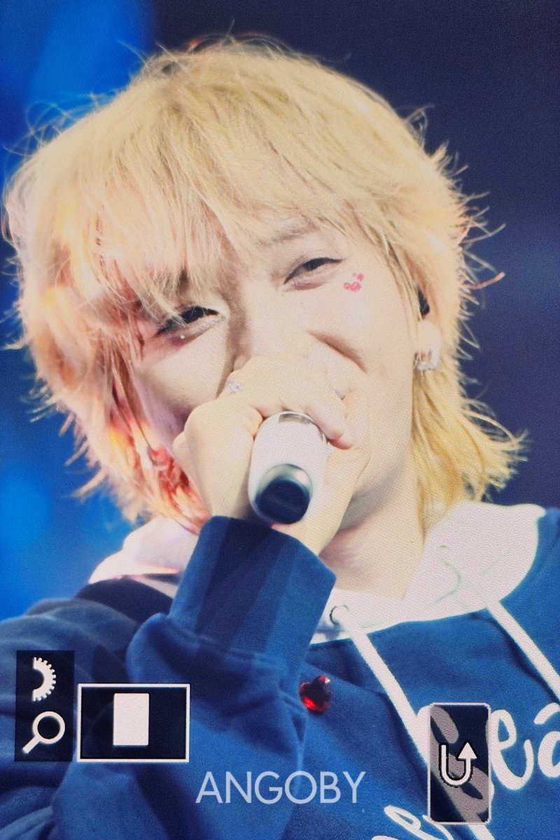 240317 NIEL 1ST SOLO CONCERT 'NIELISS'

녤꾸 귀여워💕
이번에 헤메코 다 넘 맘에들어🤭

#틴탑 #니엘 #TEENTOP #NIEL