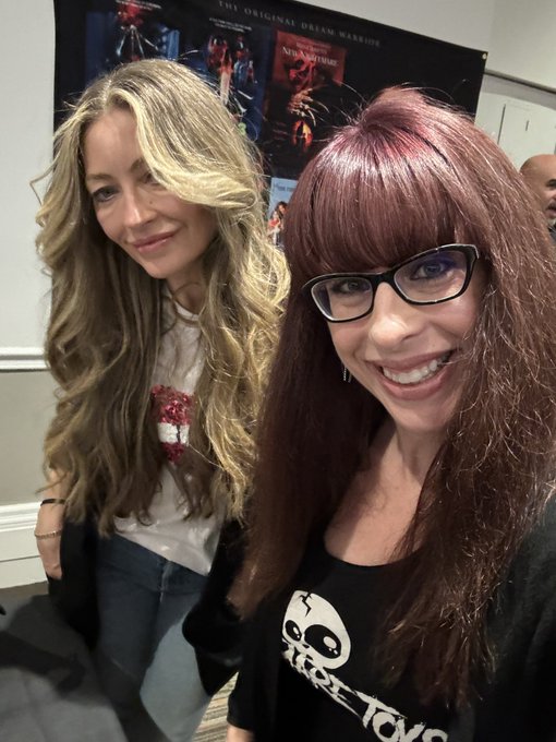 Day 2 of Days of the Dead was awesome!! I met Dean Cain, Denise Crosby and Rebecca Gayheart!!! 🖤🖤 #havingfun<a href="/tag/convention"class="tags"><span>#convention</span></a><a href="/tag/lasvegas"class="tags"><span>#lasvegas</span></a><a href="/tag/havingfun"class="tags"><span>#havingfun</span></a><a href="/tag/horrorcommu"class="tags"><span>#horrorcommu</span></a>