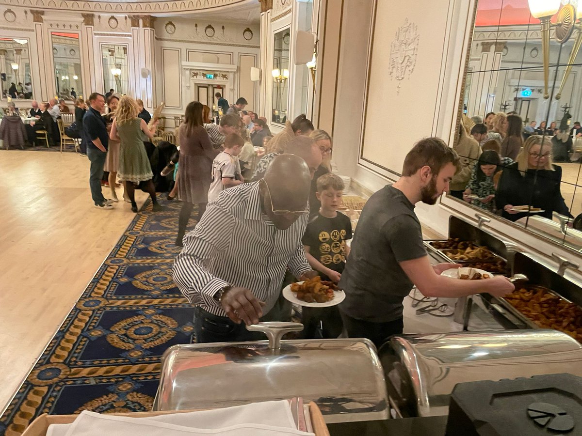 BfdIrishSociety's tweet photo. @BfdForEveryone @Bradford_TandA Thank you! We had our Ceili in the Midland on Friday evening and it was a great success thanks to @conormacmahon_ 
Pity we weren't in touch beforehand @BfdForEveryone! https://t.co/b0Ai5863pZ