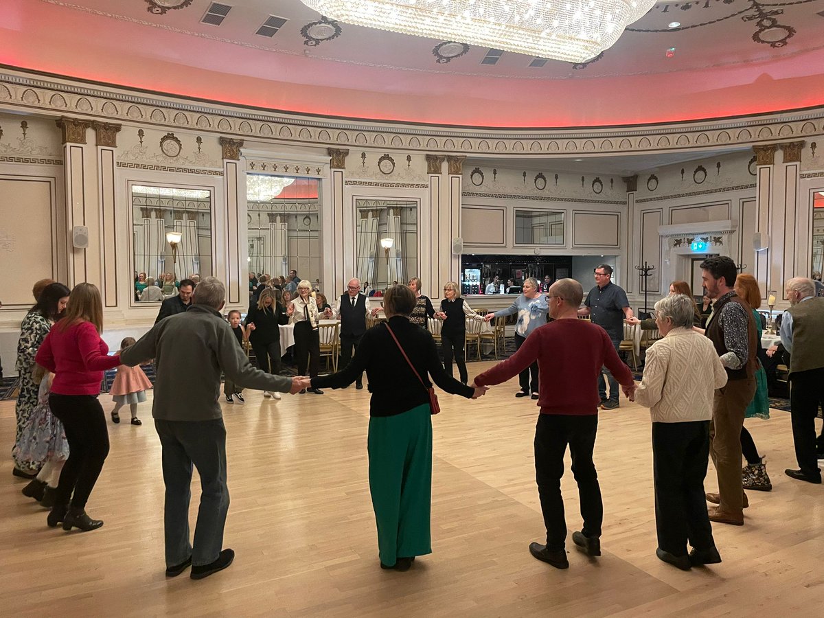 BfdIrishSociety's tweet photo. @BfdForEveryone @Bradford_TandA Thank you! We had our Ceili in the Midland on Friday evening and it was a great success thanks to @conormacmahon_ 
Pity we weren't in touch beforehand @BfdForEveryone! https://t.co/b0Ai5863pZ