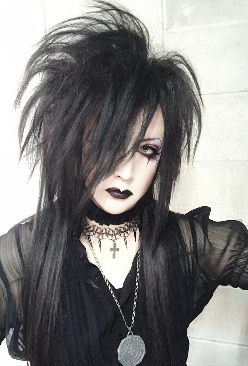 本日、福岡 Livehouse &amp; Club PEACE
フロアの一体感＆熱気が凄かった
九州博多明太Rock魂をしっかりとバリ感じたばい！！！

٩( ᐛ )وが唐突に”このばかちんが！”とか言いやがって
Ahh…危なかったぜ…~_~;

次は我が故郷広島3/19,20 2days！
ぶち楽しみにしょーるけーのー

Mana